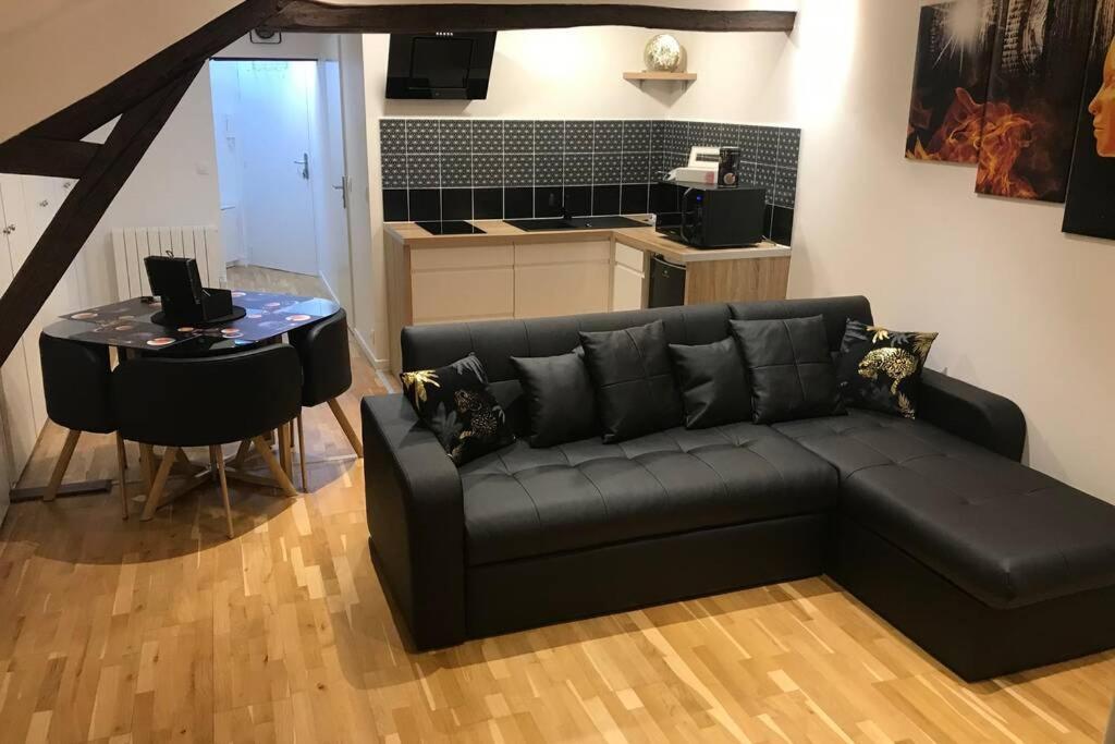 L Alyse Appartement Charleville-Mézières Buitenkant foto