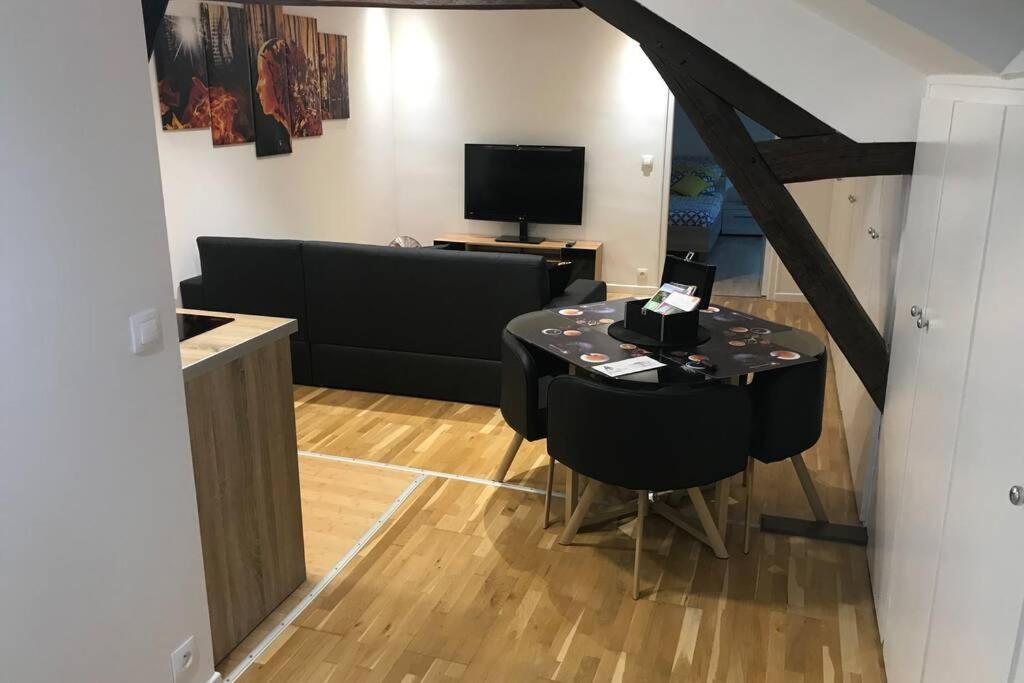 L Alyse Appartement Charleville-Mézières Buitenkant foto